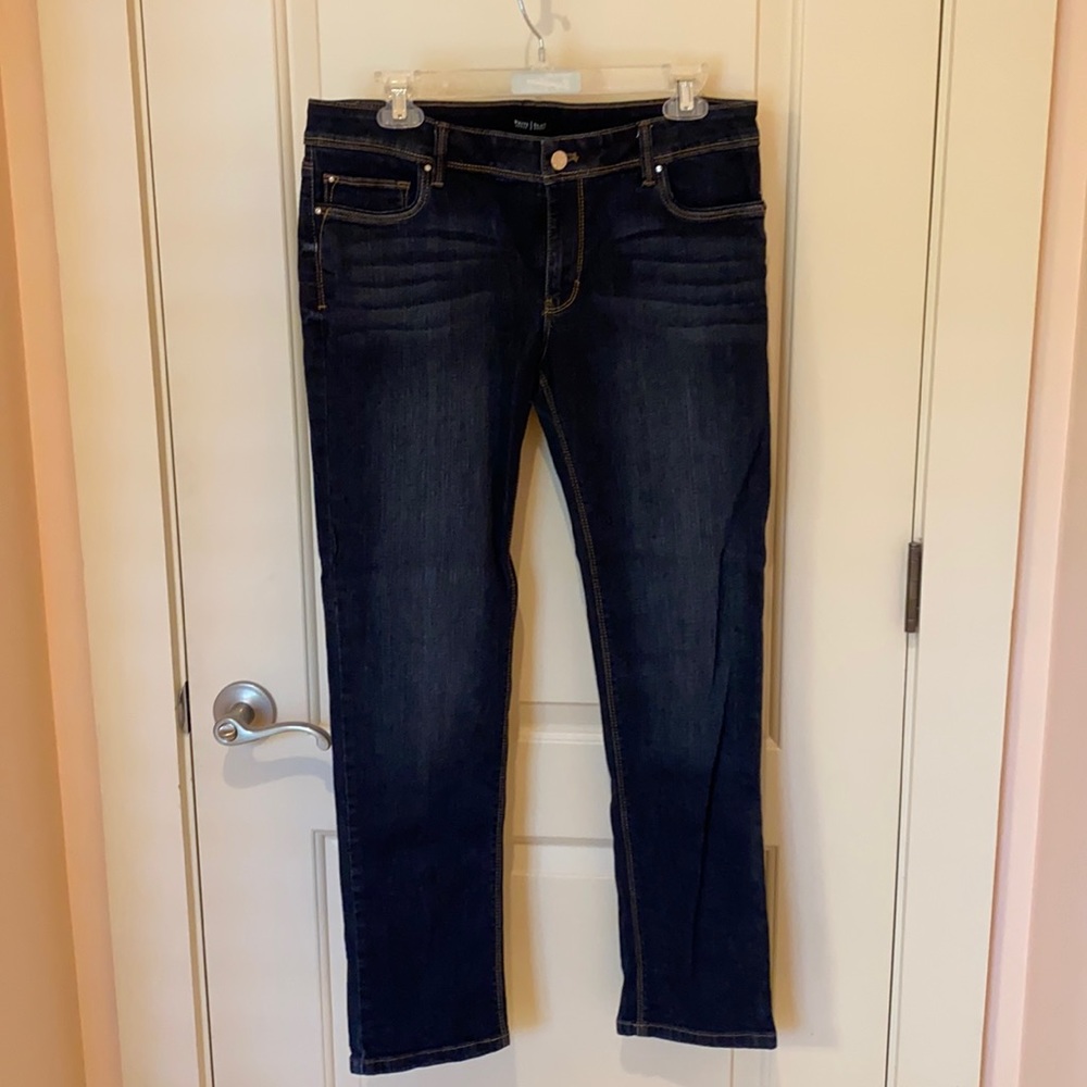 White House Black Market Slim Leg Jeans EUC